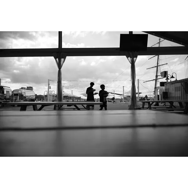 Nine grid black and white