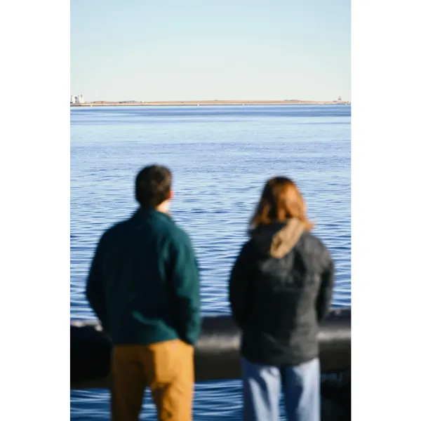 Seaport couple travel